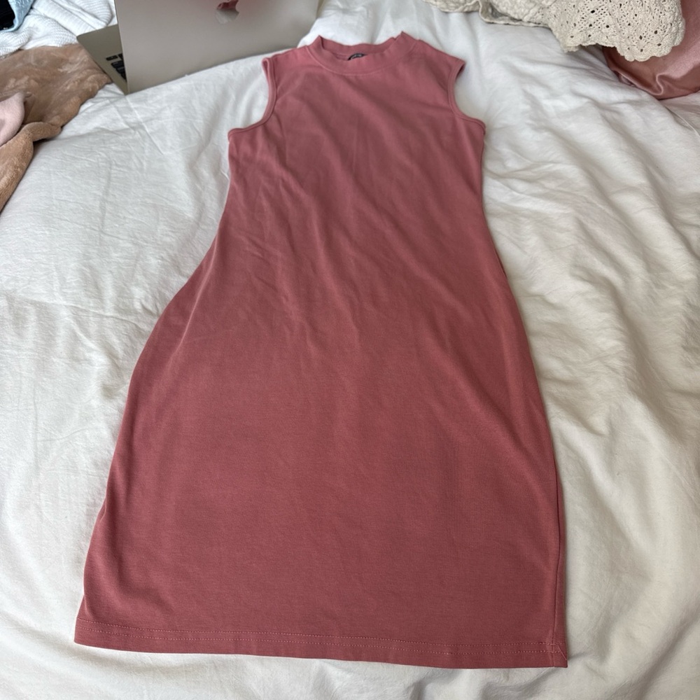 SHEIN Dusty Rose Sleeveless Midi Shift Dress